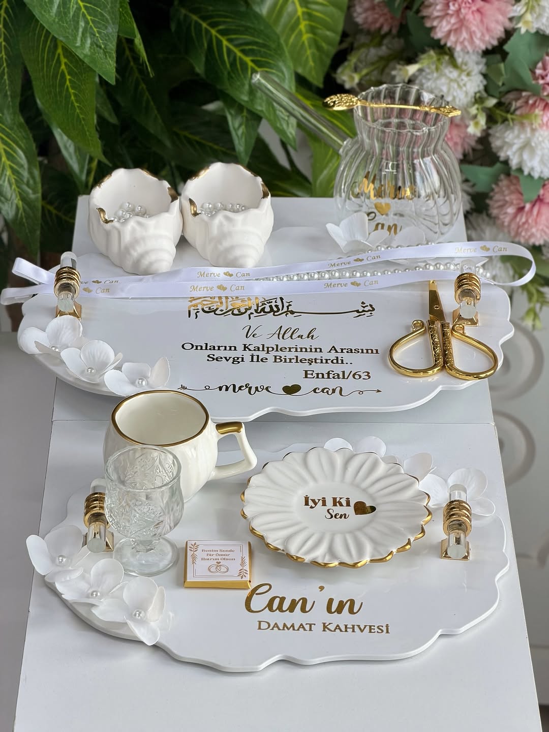 İnci Çiçekli Pleksi Söz Tepsisi Damat Kahvesi Seti modeli